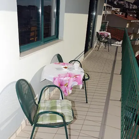 Jurica Apartment *